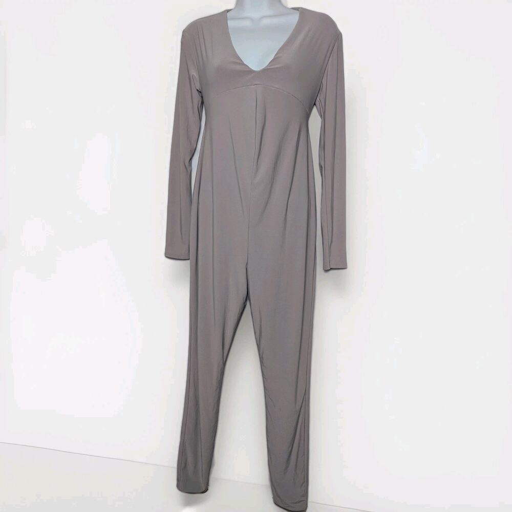 NWT Club L London My World Maternity Shoot Jumpsuit Taupe V Neck Long US 4 UK 8